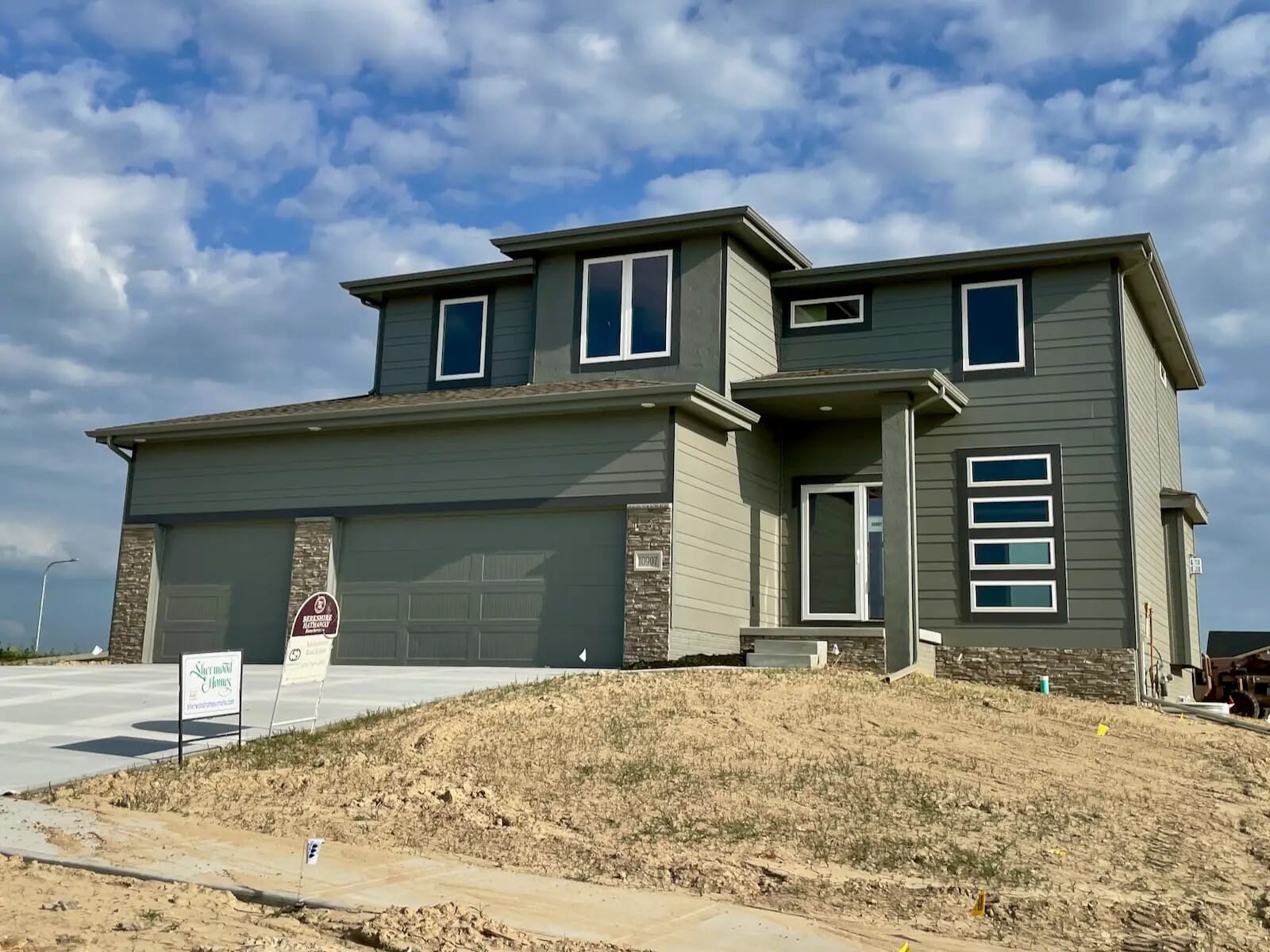 Sherwood Homes - Hanover Floor Plan